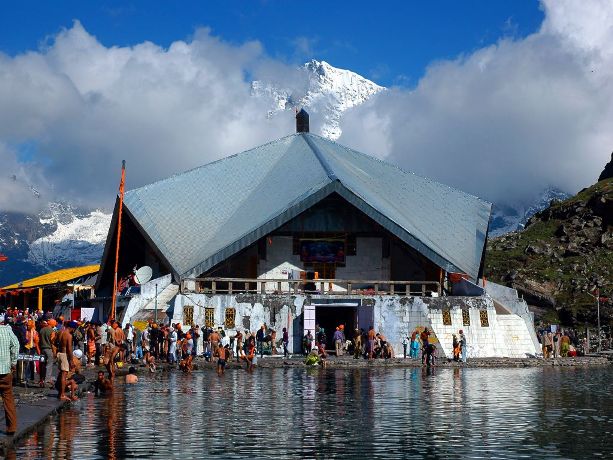 Chardham Tour with Hemkund Sahib